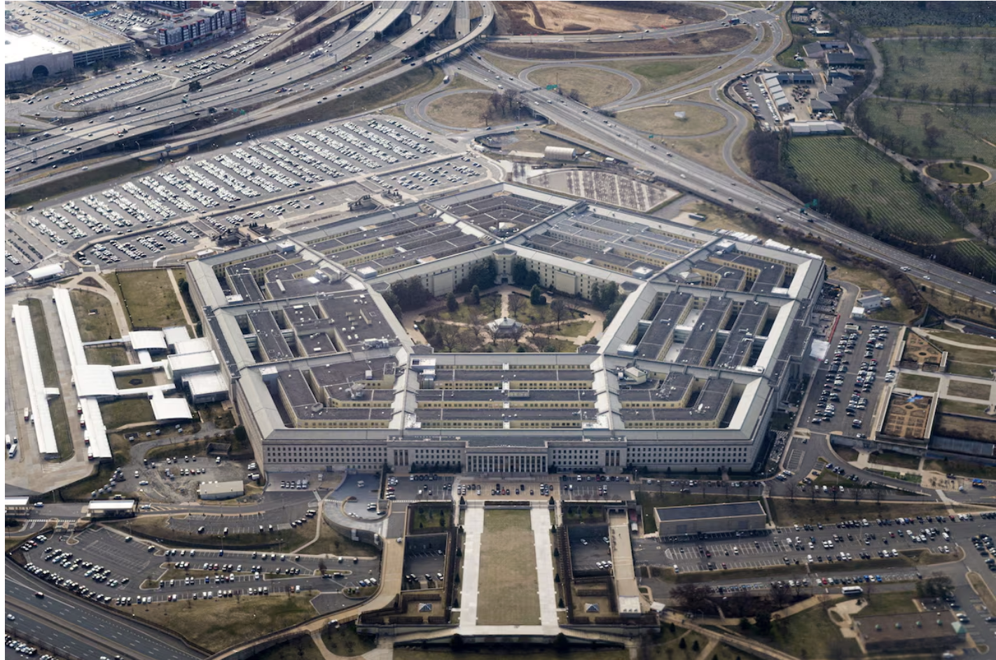 Funcionarios militares de Estados Unidos obligados a firmar acuerdos de confidencialidad vinculados a misión en América Latina, según fuentes